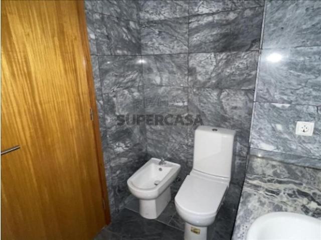 Casa venda em Ponte de Moreira, Porto