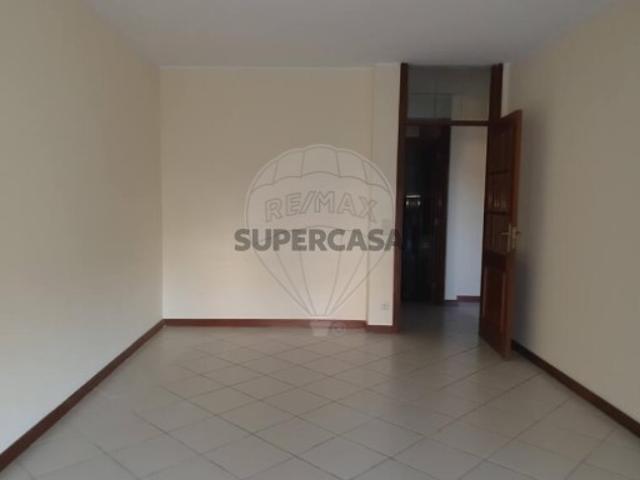 Casa venda em Maia, Gueifães