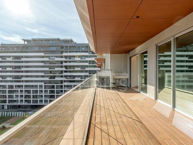 Apartamento alugar em Baixa de Algés, Oeiras