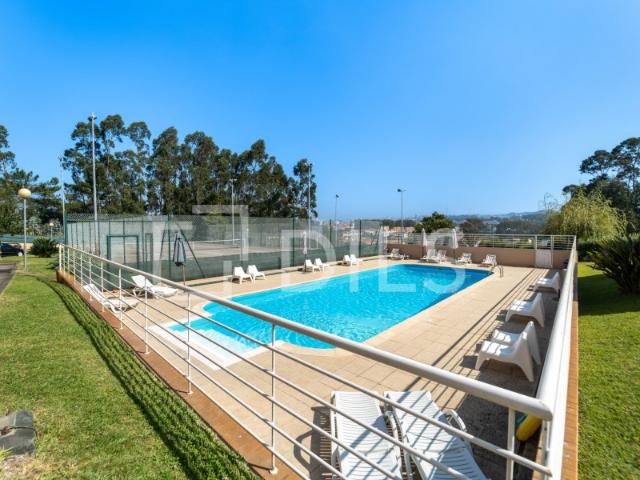 Apartamento alugar em Valadares