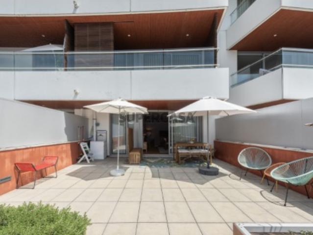 Casa venda em Porto, Lordelo Do Ouro
