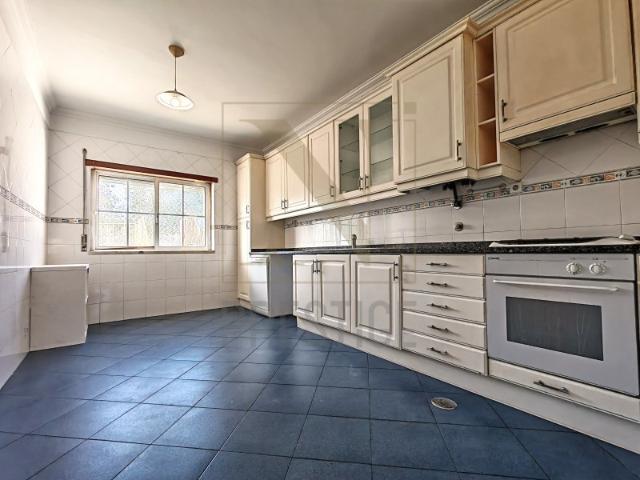 Apartamento alugar em Eiras e São Paulo de Frades, Coimbra