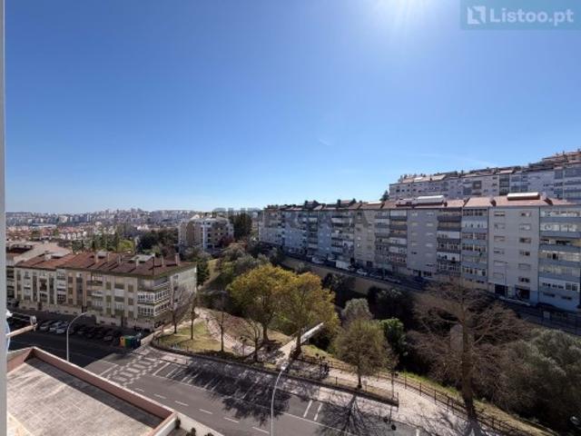 Casa venda em Falagueira, Amadora