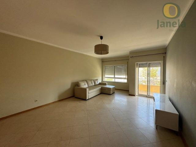 Apartamento alugar em Faro