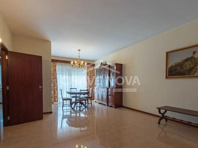Apartamento alugar em Vila Nova De Gaia, Porto
