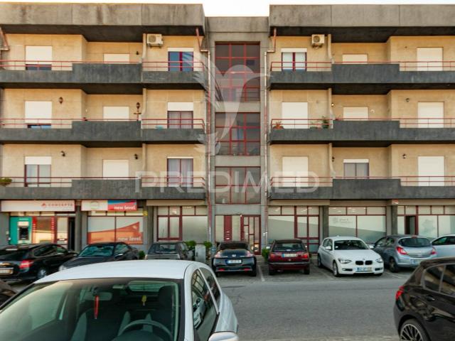Apartamento venda em Felgueiras, Idães