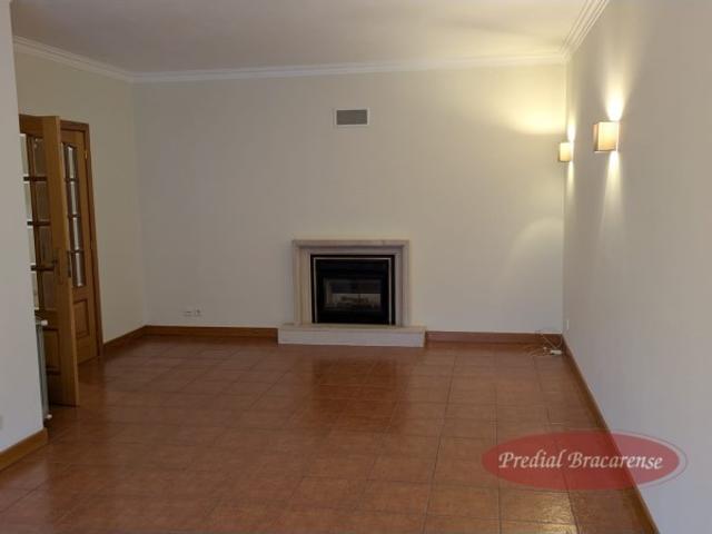Apartamento alugar em Braga (São Vítor), Braga
