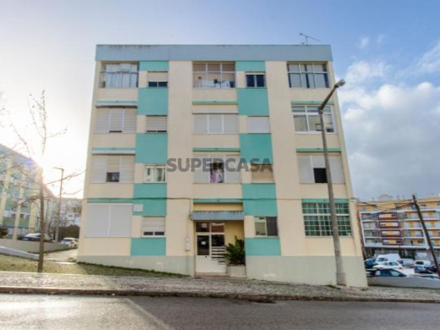 Casa venda em Chegadinho, Almada