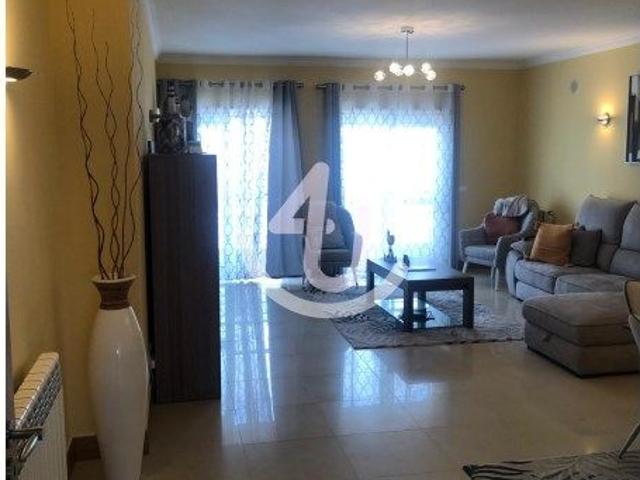 Apartamento alugar em Casal das Hortas, Alcobaça
