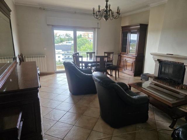 Apartamento alugar em Bairro dos Capuchos, Leiria