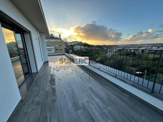 Casa venda em Bairro dos Capuchos, Leiria