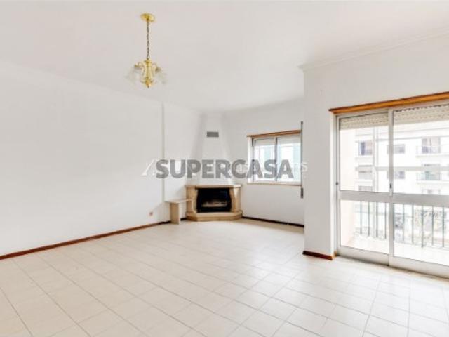 Casa venda em Cruz d'Areia, Leiria