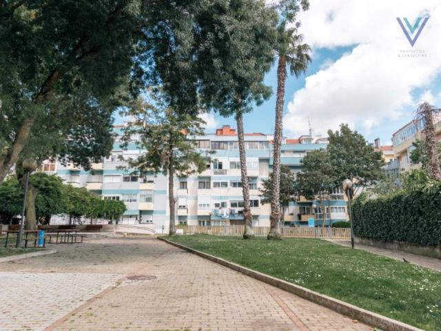 Apartamento venda em Núcleo Urbano Histórico de Algés, Oeiras