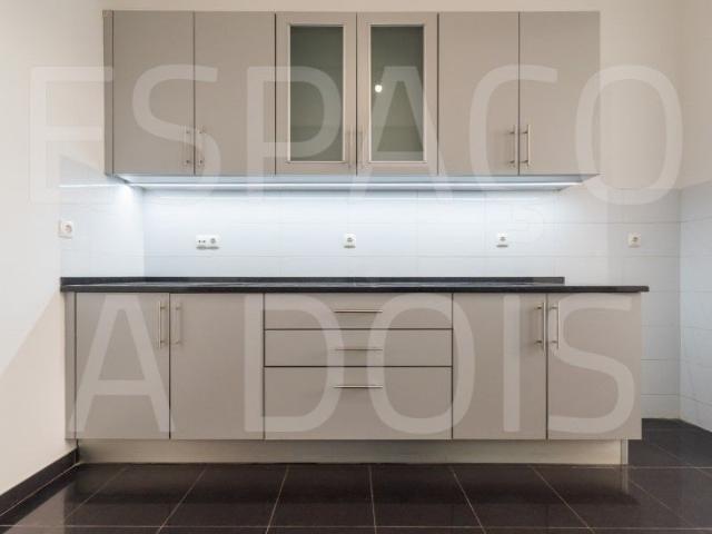 Apartamento alugar em Estrela, Lisboa