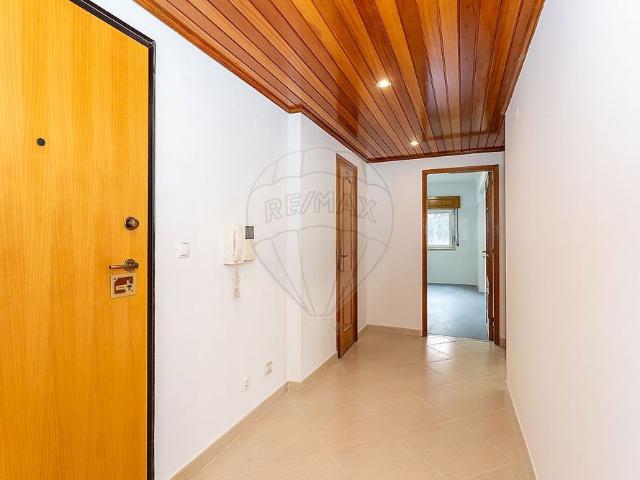 Apartamento alugar em Casal do Cotão, Sintra