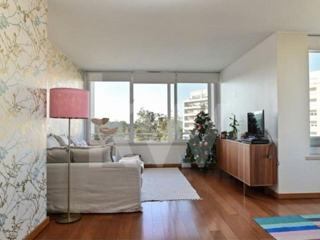 Apartamento alugar em Alto da Faia, Lisboa