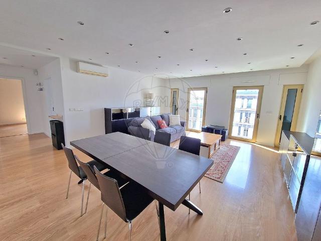 Apartamento alugar em Avenidas Novas, Lisboa