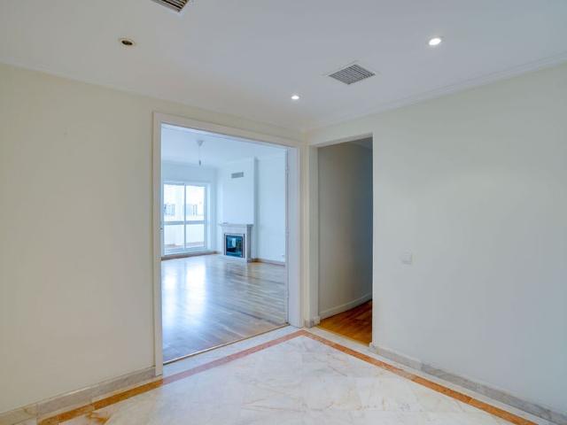 Apartamento alugar em Avenidas Novas, Lisboa