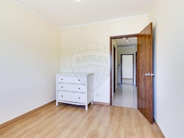 Apartamento alugar em Flamenga, Santiago Dos Velhos