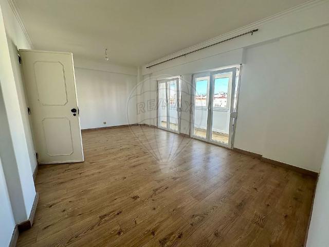 Apartamento alugar em Falagueira, Amadora