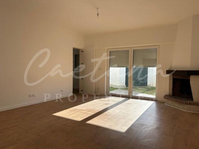 Apartamento alugar em Núcleo Urbano Histórico de Oeiras, Oeiras