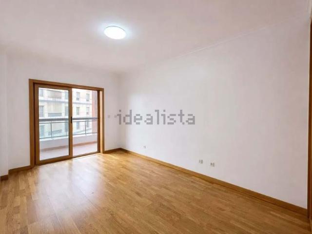 Apartamento alugar em Oeiras, Lisboa