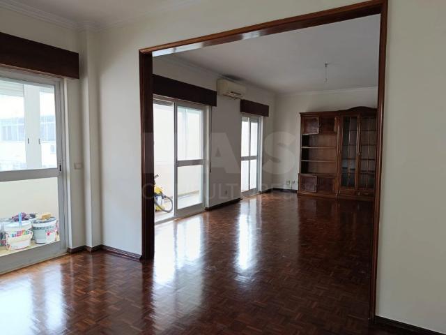 Apartamento alugar em Lisboa