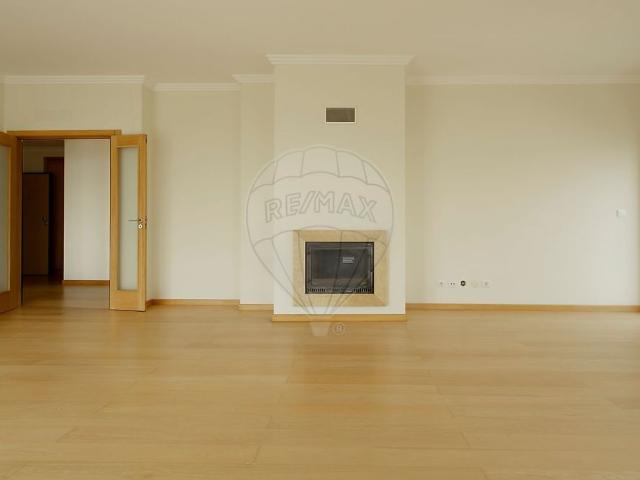 Apartamento alugar em Nova Morada, Oeiras