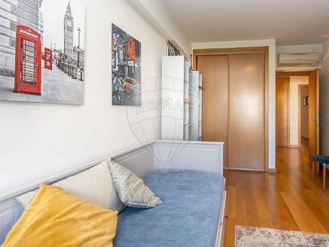 Apartamento alugar em Núcleo Urbano Histórico de Oeiras, Oeiras