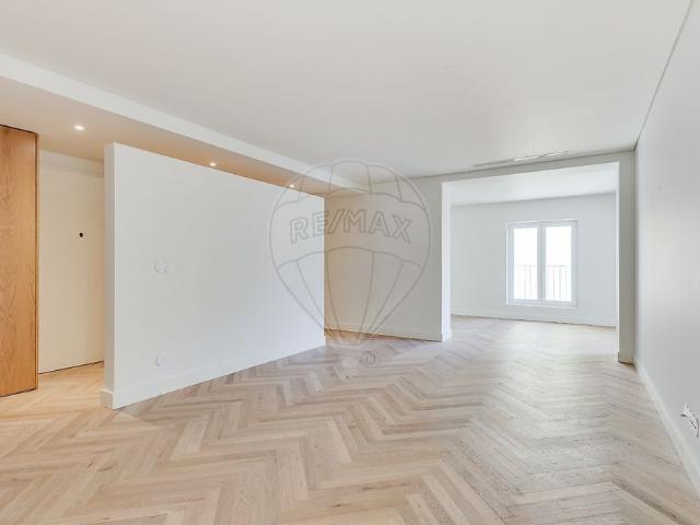 Apartamento alugar em Avenidas Novas, Lisboa