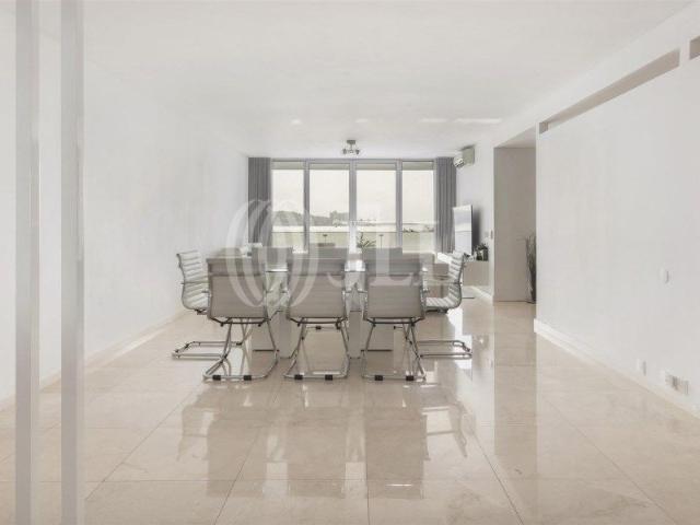 Apartamento alugar em Núcleo Urbano Histórico de Oeiras, Oeiras