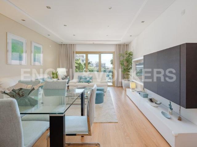Apartamento alugar em Santiago Dos Velhos, Lisboa