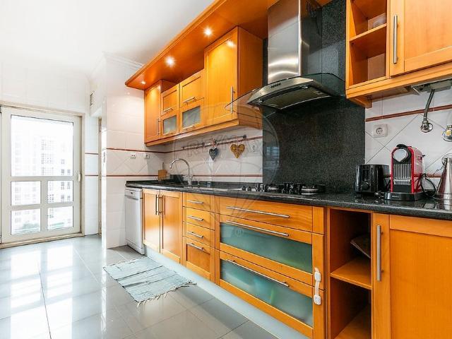 Apartamento alugar em São Domingos de Benfica, Lisboa