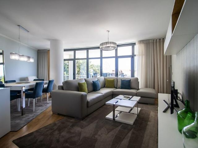 Apartamento alugar em Villa Park, Amadora