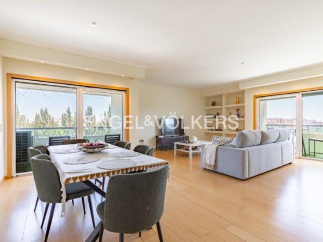 Apartamento alugar em Alto da Faia, Lisboa