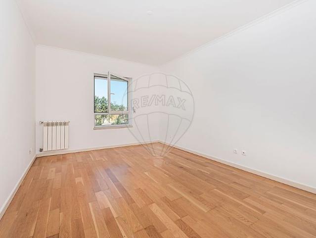 Apartamento alugar em São Domingos de Benfica, Lisboa