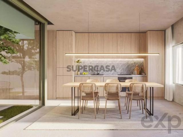 Casa venda em Porto, Lordelo Do Ouro