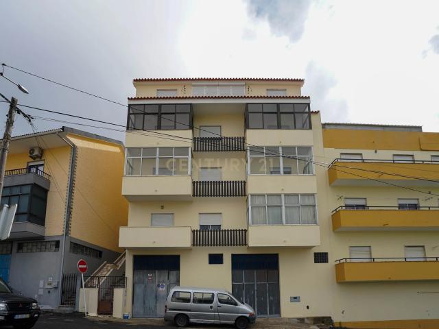 Apartamento venda em Santiago Dos Velhos, Lisboa