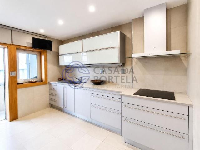 Apartamento venda em Laborim, Vila Nova De Gaia