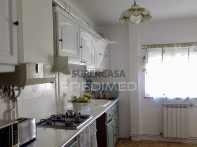 Casa venda em Marinha Grande, Leiria