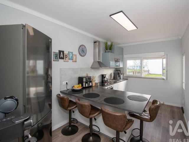 Apartamento venda em Marinha Grande, Leiria