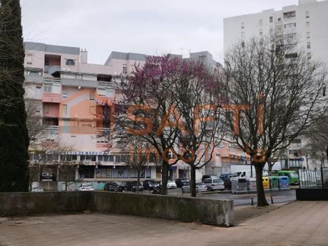 Apartamento venda em Bairro do Condado, Lisboa