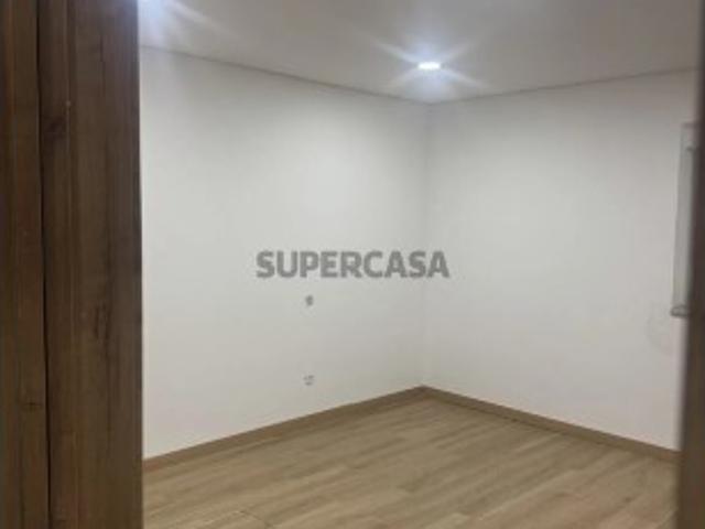 Casa venda em Milheirós de Poiares, Santa Maria da Feira