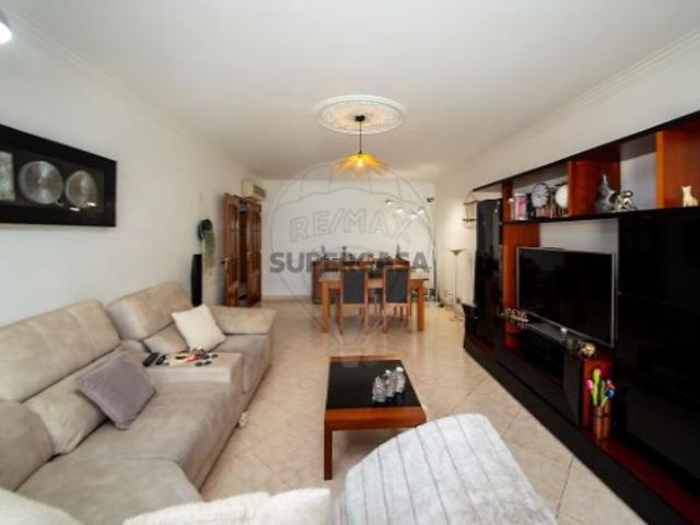 Casa venda em Moinhos da Funcheira, Amadora