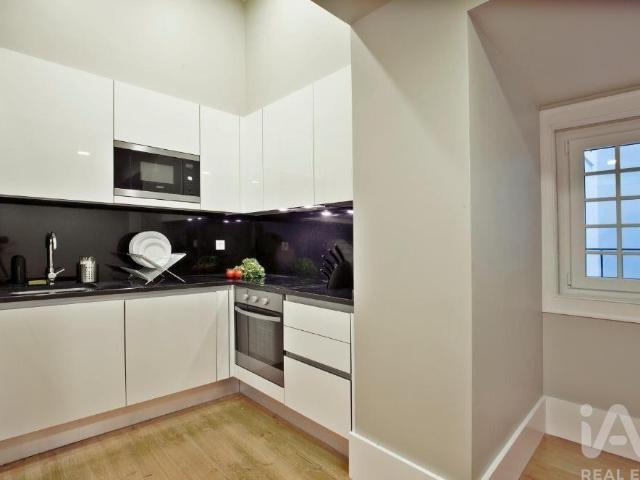 Apartamento venda em Misericórdia, Lisboa