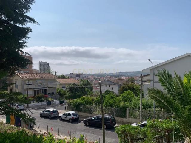 Apartamento venda em Monte Abraão, Massamá e Monte Abraão