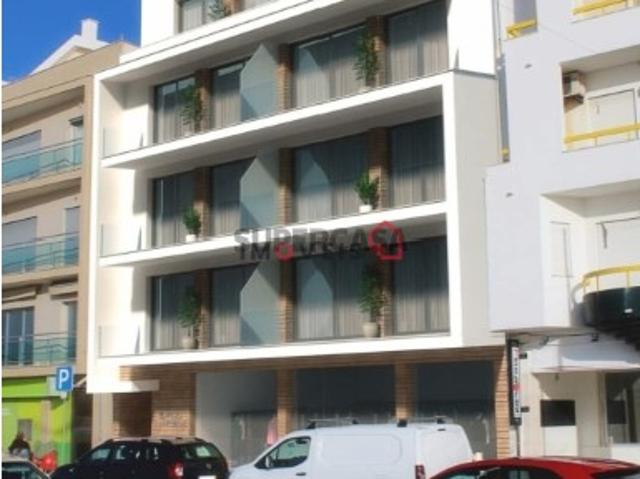 Casa venda em Pederneira, Leiria