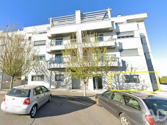 Apartamento venda em Nelas