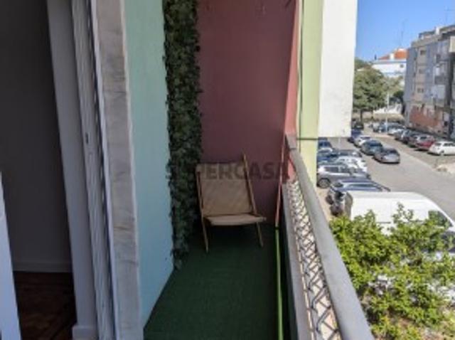 Casa venda em Pombais, Odivelas