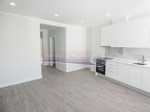 Apartamento venda em Casal do Chapim, Odivelas